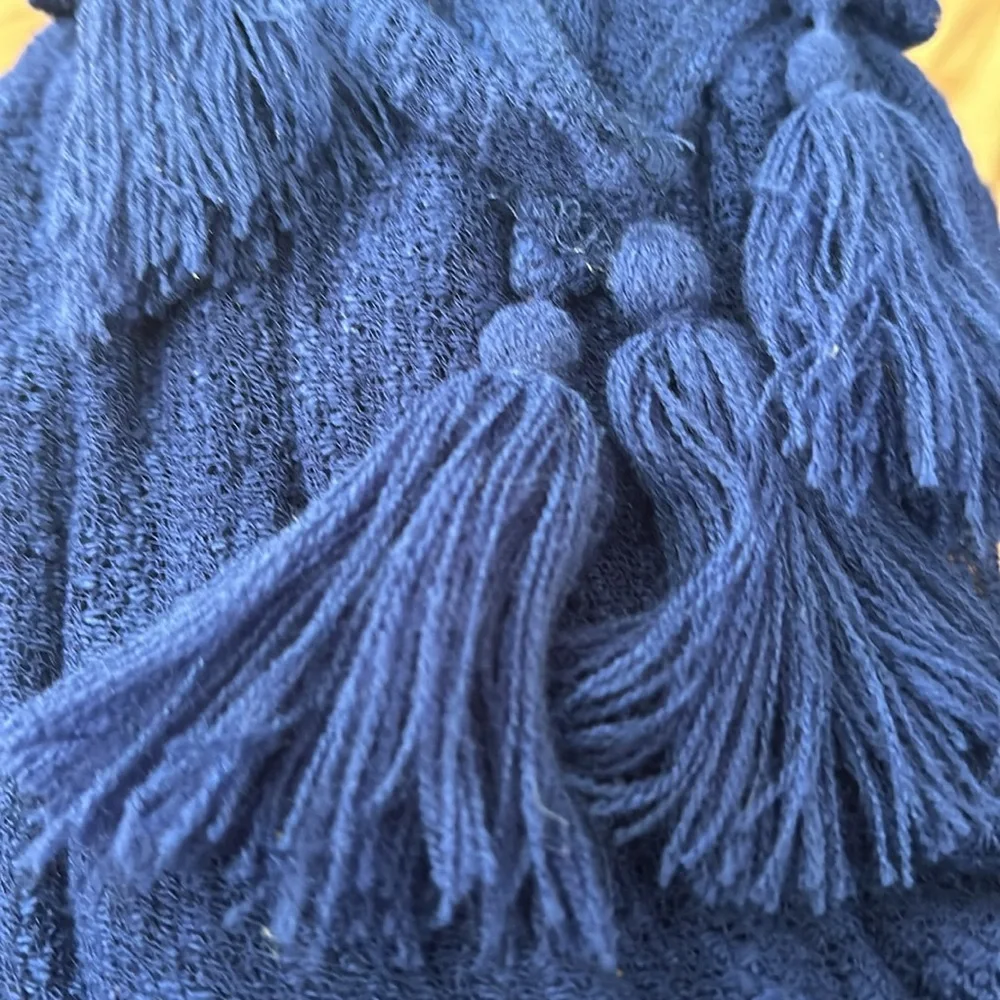 Mark & Hall Elegant Blue Cape for Women NWT